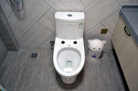 厕所地面砖漏水点怎么探测，厕所地面砖漏水如何处理?