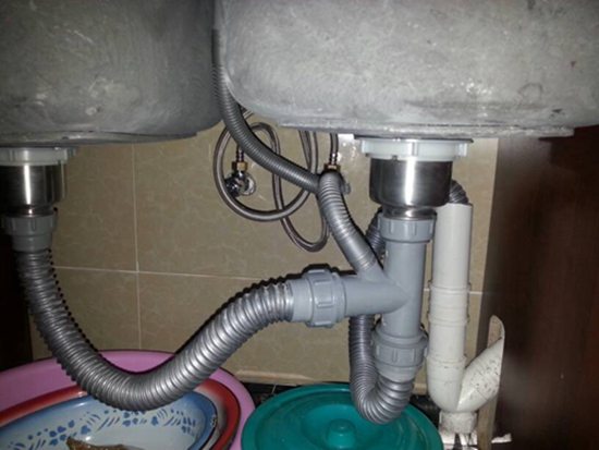 厨房水管漏水点检测方法是什么，厨房水管漏水如何处理?