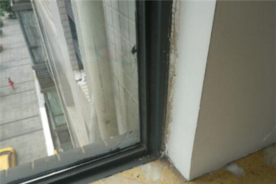 窗户漏水是什么原因，窗户漏水修理多少钱呢?