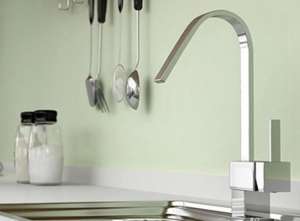 厨房水管漏水是什么原因，厨房水管漏水维修电话多少?