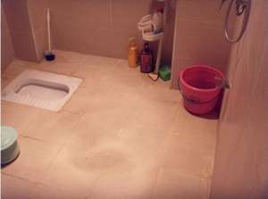 卫生间砖缝漏水怎么检测，卫生间砖缝漏水修理多少钱呢?