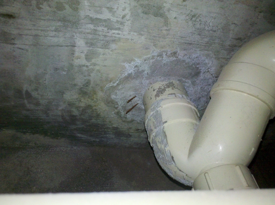 卫生间下水漏水怎么检查，卫生间下水漏水怎么修才好?
