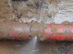 楼道水管漏水原因有哪些，楼道水管漏水怎么监测?