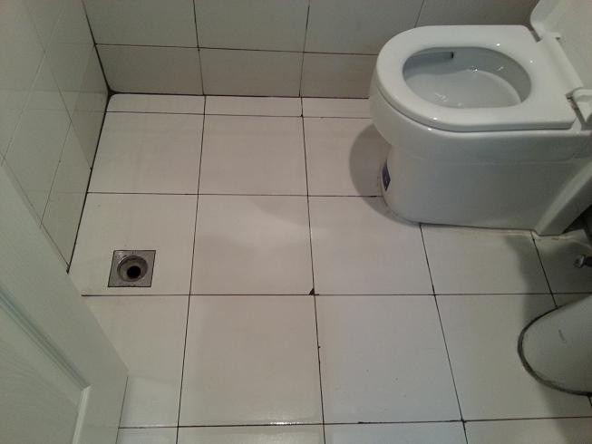卫生间漏水怎么办，卫生间为什么漏水？