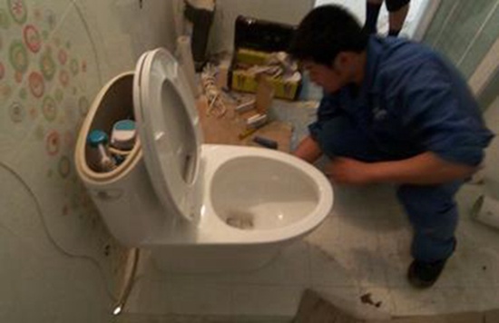 来宾厕所漏水怎么检测_漏水检测仪器准确吗