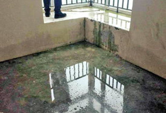 东营卫生间砖缝漏水怎么检测_楼顶地漏水管墙面漏水