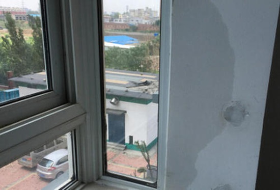 阳台窗户漏水怎样维修?阳台窗户漏水原因?