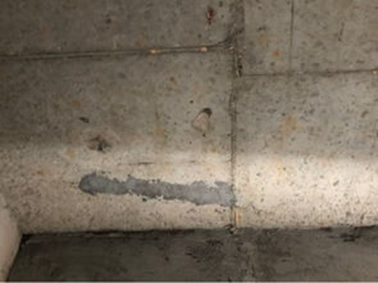 黄石卫生间水管漏水是什么原因_楼上卫生间迎水漏水