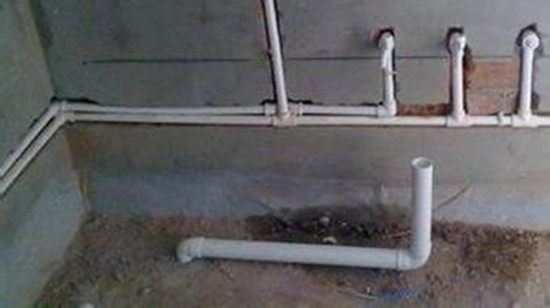 牡丹江厨房水管漏水是什么原因_浴室柜下水漏水