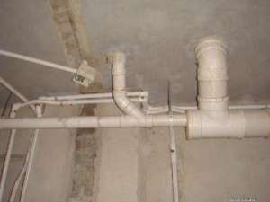 江西厨房水管漏水修理多少钱_厨房没地漏软管破了漏水怎么办