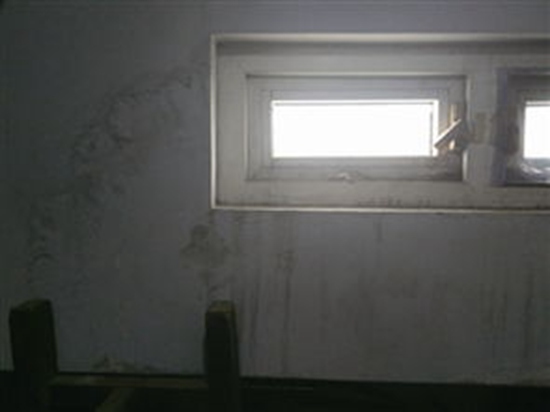 襄樊地下室漏水原因_飘窗外墙漏水是什么原因