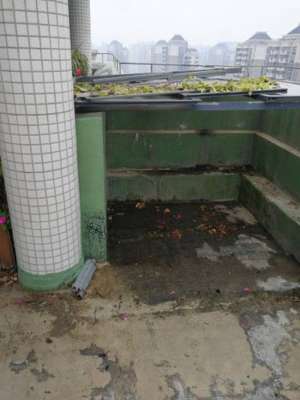 宁波卫生间水管漏水修理多少钱_卫生间吊顶上楼板下下水道漏水
