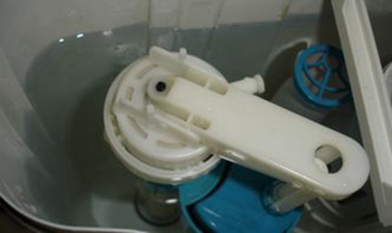 咸阳室内水管漏水的原因_漏水的水管怎么解决