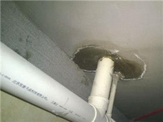 漳州厨房水管漏水怎么回事_租客入住期间水管漏水