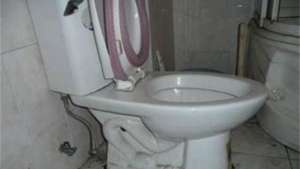 通化厕所漏水是什么原因_厕所漏水用塑钢泥和堵漏王