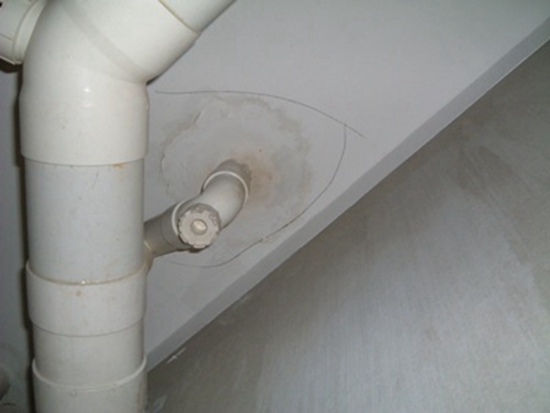 贵阳天花板漏水维修电话_西安高新修理水管漏水维修电话