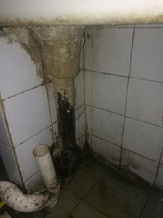 贵阳洗手间漏水怎么回事_水管漏水需要重做吗