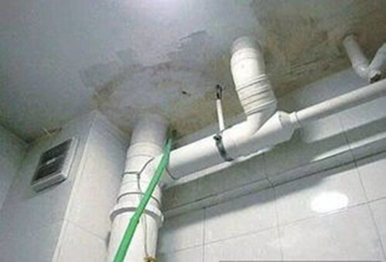 吉安墙内水管漏水什么原因_热水器边上漏水用什么胶处理