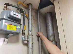 太原卫生间暖气管漏水的原因_暖气漏水不热解决方法