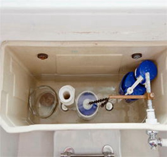 黑河卫生间管道漏水处理_有什么好材料可以防卫生间漏水