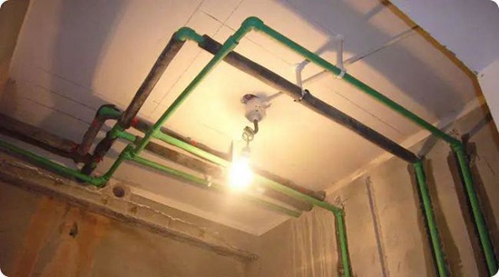 阜新厨房天花板漏水定位_天花板预埋电线管漏水是怎么回事