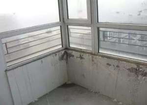 海南阳台瓷砖漏水怎么排查_洗衣机在阳台洗衣时会漏水吗
