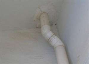 重庆排水管漏水维修电话_暖气慢漏水
