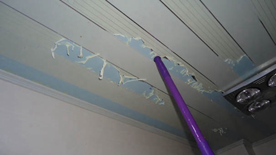 临汾屋顶漏水是什么原因_墙壁漏水发臭