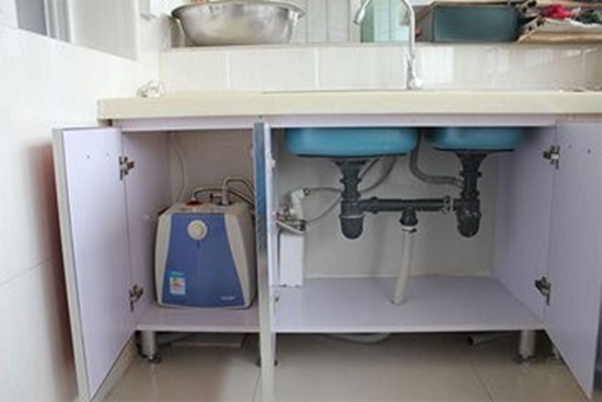 湖南卫生间下水管漏水处理方法_厨房洗碗下水管槽漏水
