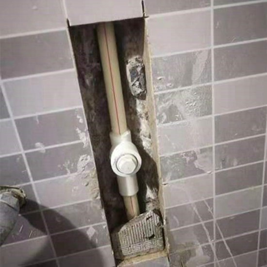 资阳厕所地面砖漏水点检测_住了5年厕所房顶漏水怎么处理