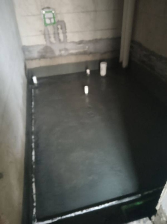 营口楼上卫生间漏水是什么原因_卫生间漏水有臭味吗