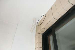 丹东厕所地面砖漏水维修方法_衡阳阳台漏水维修电话