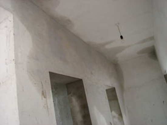 鞍山卫生间暖气管漏水定位_瓷砖里的暖气管子漏水