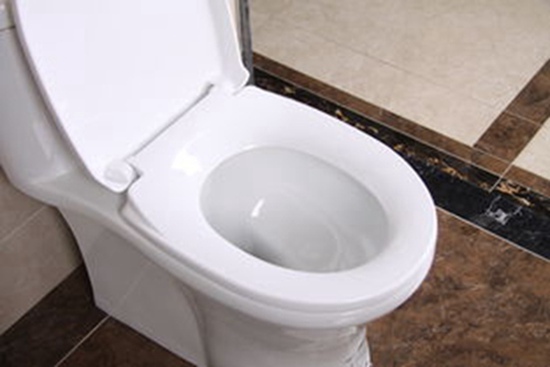 厕所漏水的常见原因和维护方法是什么?教你几个小妙招，这样解决较有效