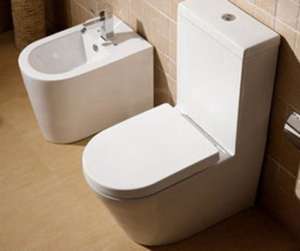 厕所漏水的常见原因和维护方法是什么?教你几个小妙招，这样解决较有效