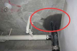 墙内水管漏水怎么处理?学会这3种方法 轻松解决漏水!