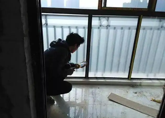 阳台飘窗漏水的原因是什么? 飘窗漏水怎么办?