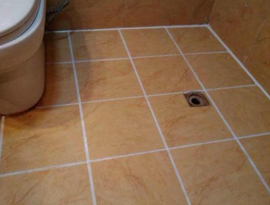 洗手间漏水到楼下该如何维修?