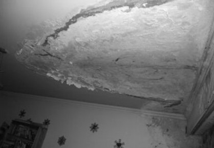 房屋出现屋顶漏水怎么办?导致屋顶漏水的原因是什么?