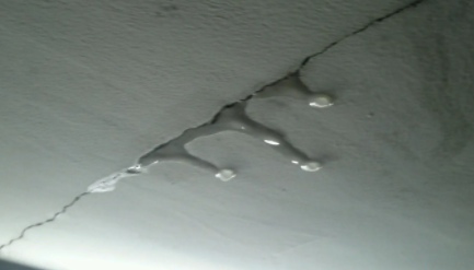 楼上天花板漏水怎么处理?只有这些方法才能有效解决,没有捷径可言
