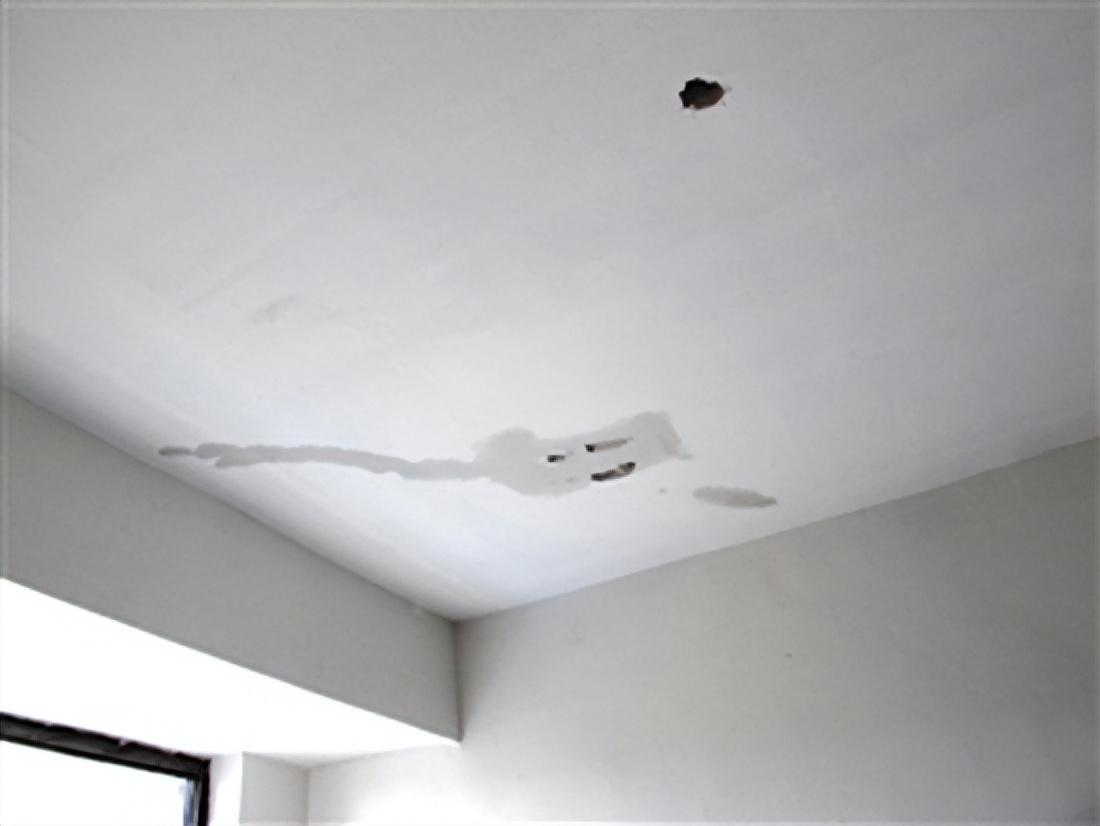 天花板渗水如何处理？省心又省钱的方法来了！