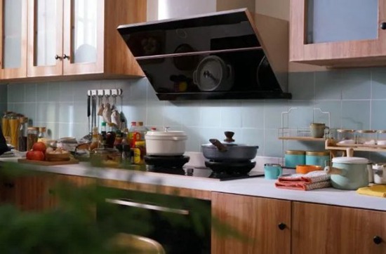 厨房天花板漏水问题怎么解决？修复方法大公开！