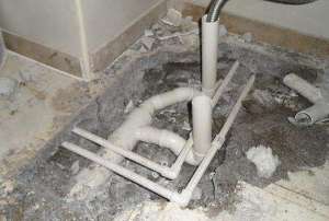 室内地板下的暗管漏水怎么办？快速修补方法与安全要点！