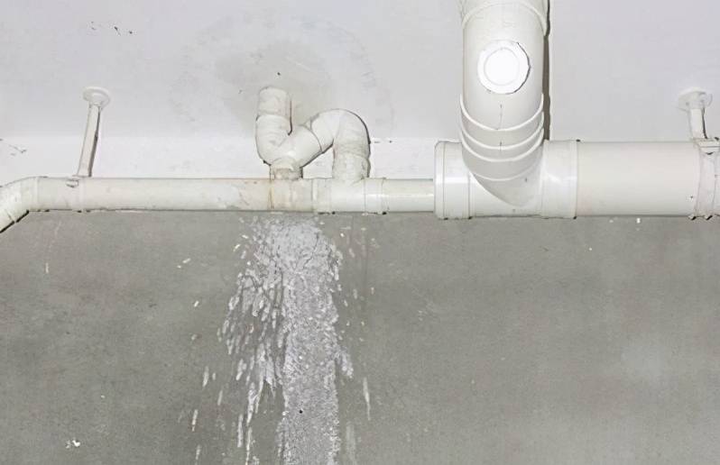 如何修复墙内水管漏水？掌握这些技巧，省时省力又省钱！