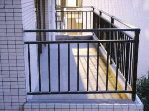 如何有效解决阳台漏水问题？不砸砖的智慧维修方法！